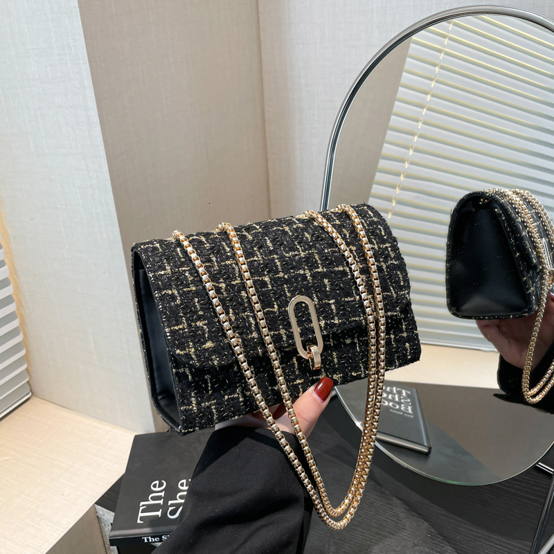 Free Shipping Designer's New Women's Single Shoulder Crossbody Bag Luxury Niche Woolen Plaid Handbag Small Fragrant Style Temperament Small 