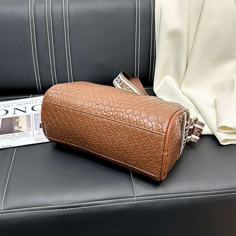 Leather women's shoulder crossbody pillow barrel woven bag
