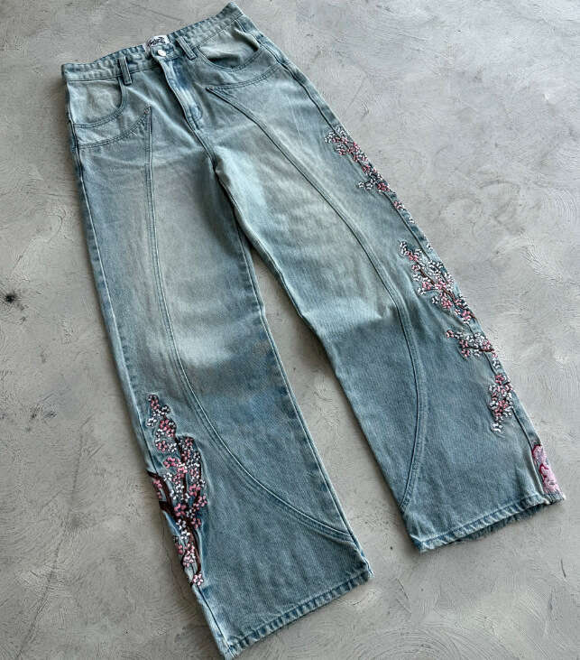 Plum Blossom Embroidery 2025 New Denim Style Street Trendy Embroidered Straight Pants Mid-Waist Jeans