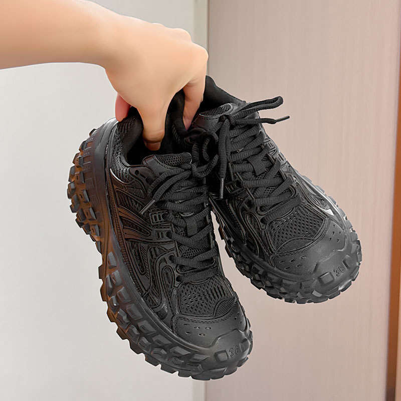 2024 Four Seasons New Paris Tire Ins Men and Women Thick Sole Height Increasing Fashion Dad Couple Shoes