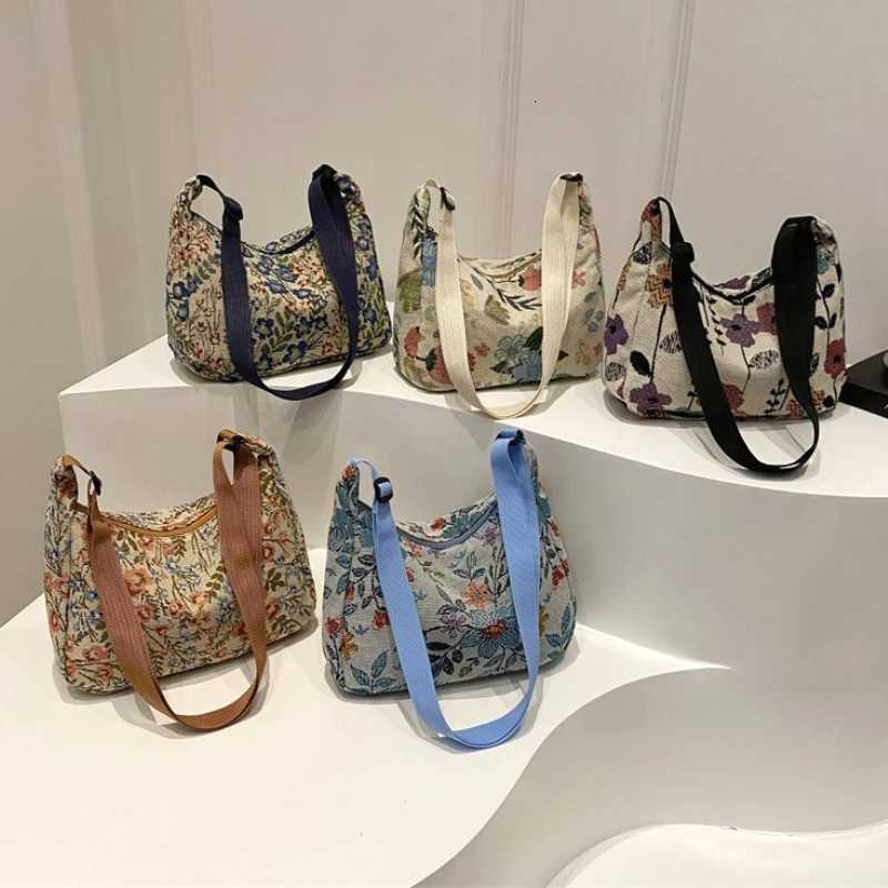 New Fashion Shoulder Bag Spring and Autumn Women Crossbody Bag Vintage Prints Underarm Single Shoulder Bag Casual Simple Elegant Y250819