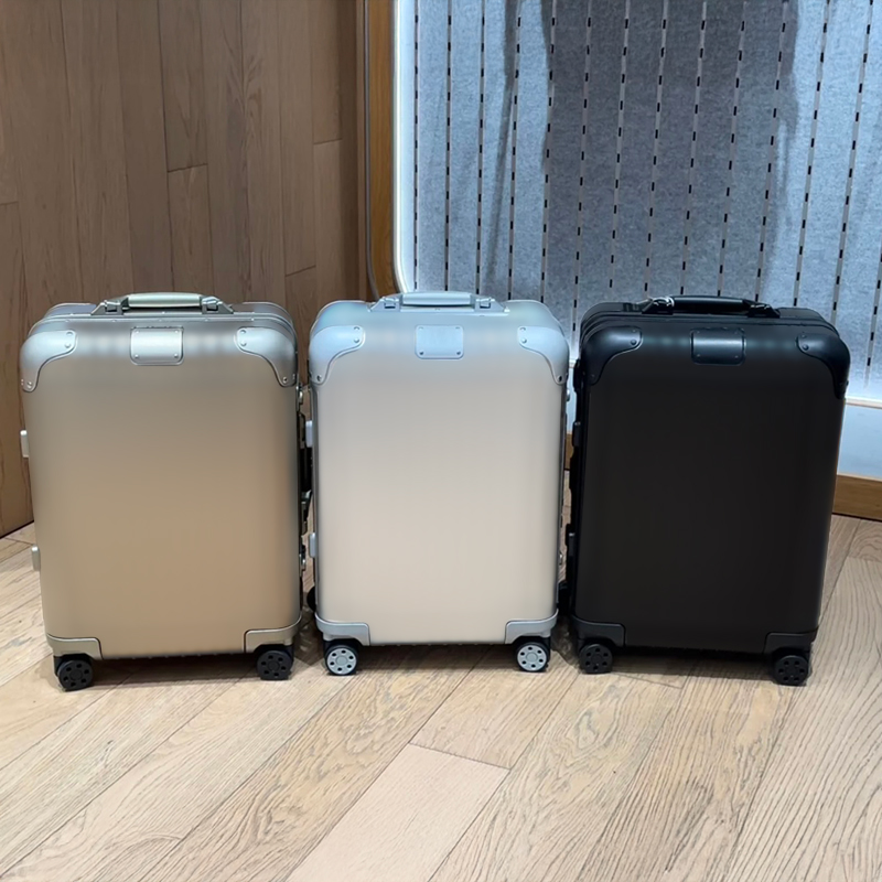 Ri0 Designer Aluminum Suitcase Cabin Trunk Metal Combination luggage Luggage set fashion universal wheel large capacity trolley case boarding box 21-3