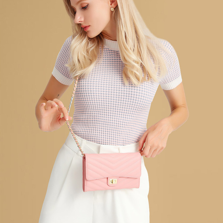 Free Shipping Designer Luxury Women's Chain Handbag New Style Small Fragrance Fashion Shoulder Crossbody Bag Mini Lock Casual Phone Bag