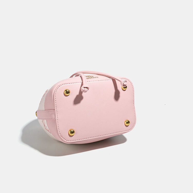 Free Shipping Designer New Fashionable Women's Large Capacity Bucket Bag Niche Sweet High-end Versatile Handheld Shoulder Crossbody Bag Casual Sh