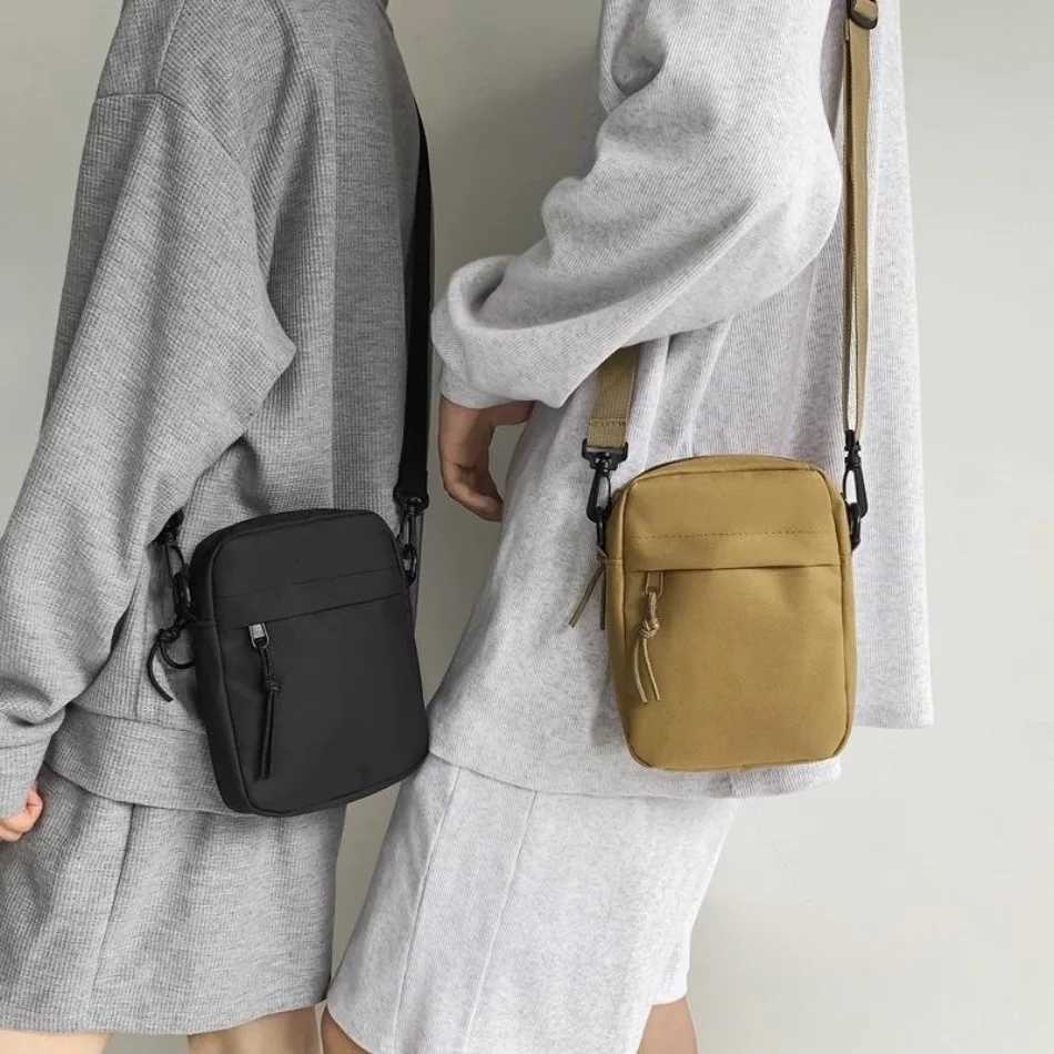 1 Pcs Messenger Bags for Men Casual Canvas Small Zipper Crossbody Pouch Simple Small Crossbody Shoulder Bag Men Bag Y250819