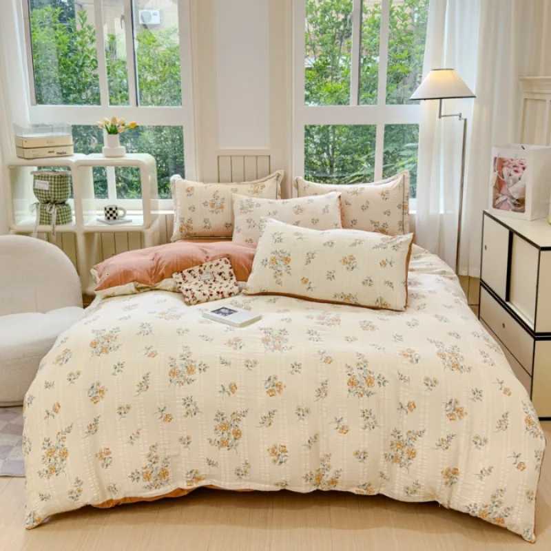 2025 new A super soft jacquard cloud yarn cotton four-piece set bed sheet bed hat quilt cover student dormitory bed Y250819