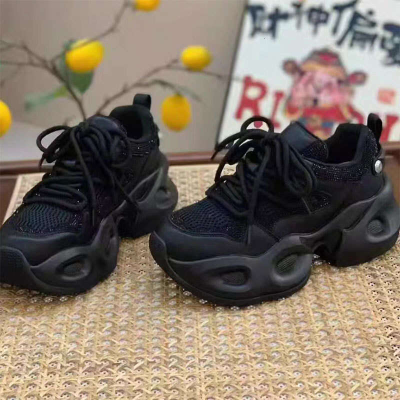 Spring New Women's Sneakers 2025 Fashion Thick Sole Rhinestone European Style Casual Versatile Dad Shoes
