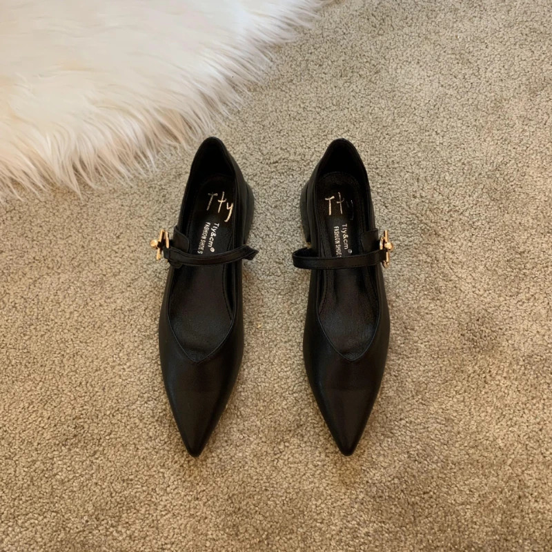 French Retro Women Shoes Spring New Pointed Flat Shoes Fashion Versatile Mary Jane Shoes Comfor Non Slip Womens Leather Shoe 250820