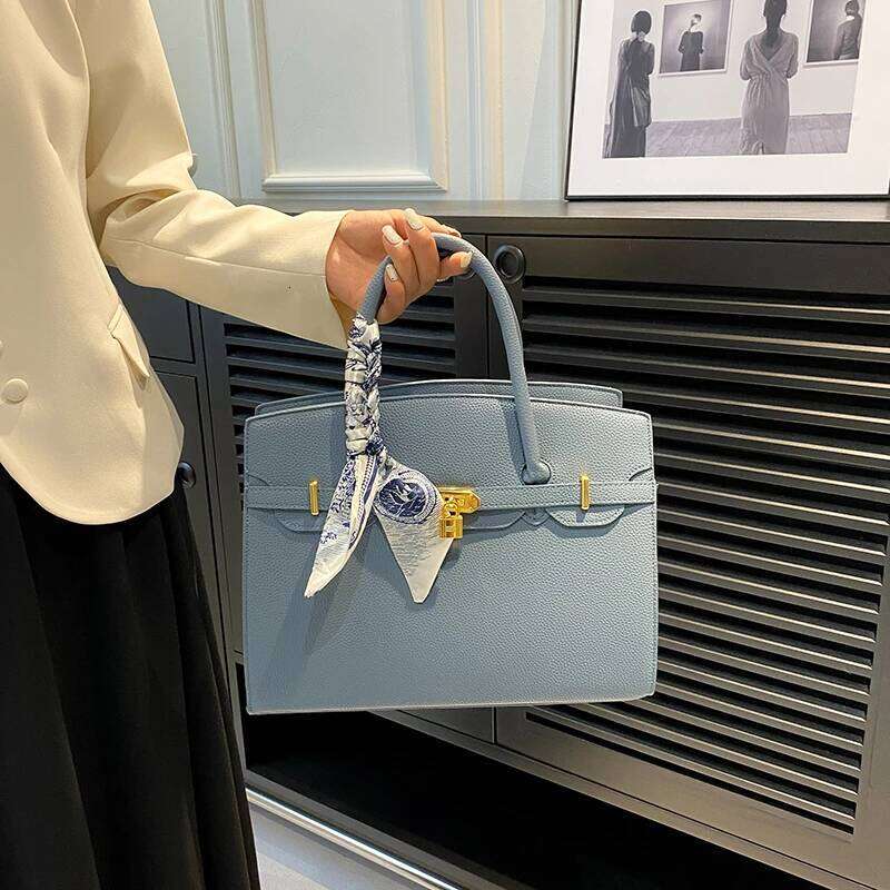 Durable Leather Handbags For Women Brand Inspired Crossbody Shoulder Bag With Adjustable Chain Strap Ladies Purse