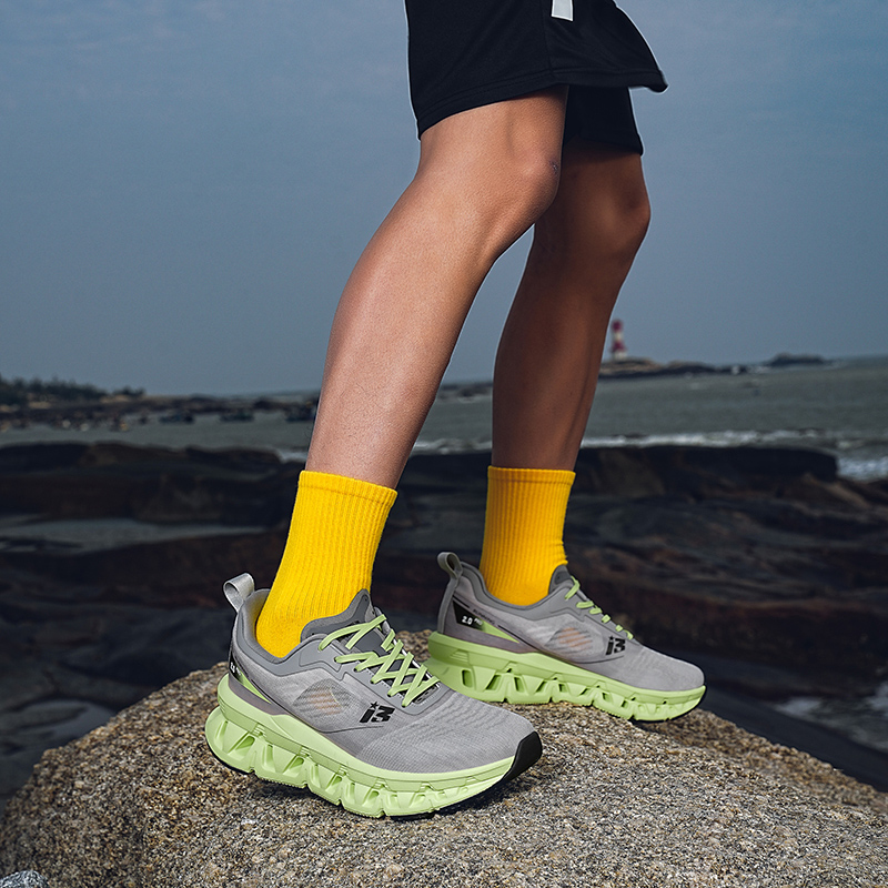Free shipping 2025 new designer shoes for mens fashion casual Platform breathable and comfortable sport shoes Outdoor running