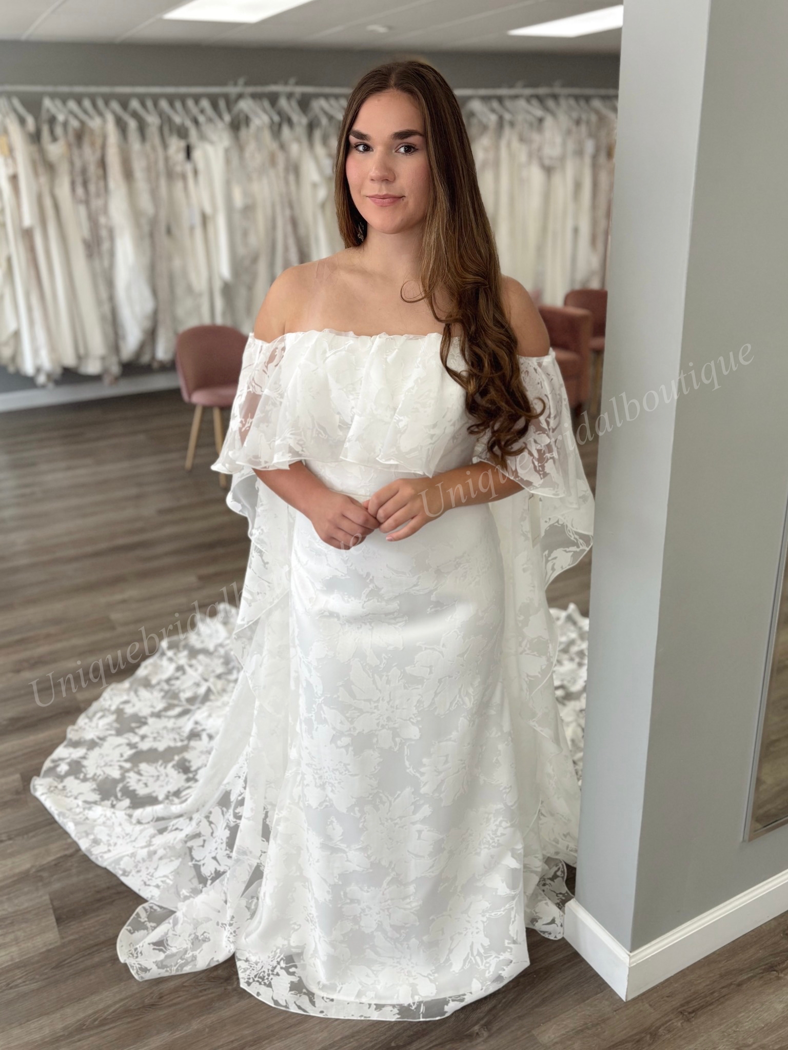 Fit and Flare Wedding Dress 2026 Detachable Cape Wrap Bridal Ceremony Photo Reception Engagement Gown Garden vestidos de novia Strapless Organza Jacqu