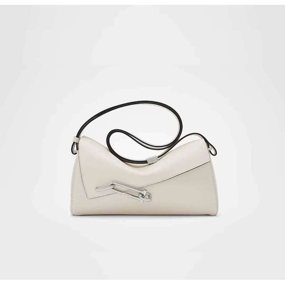 Autumn And Winter New Lock Box Interlock Black Senior Small Square Bag Fashion Leather One Shoulder Crossbody Underarm Sheep