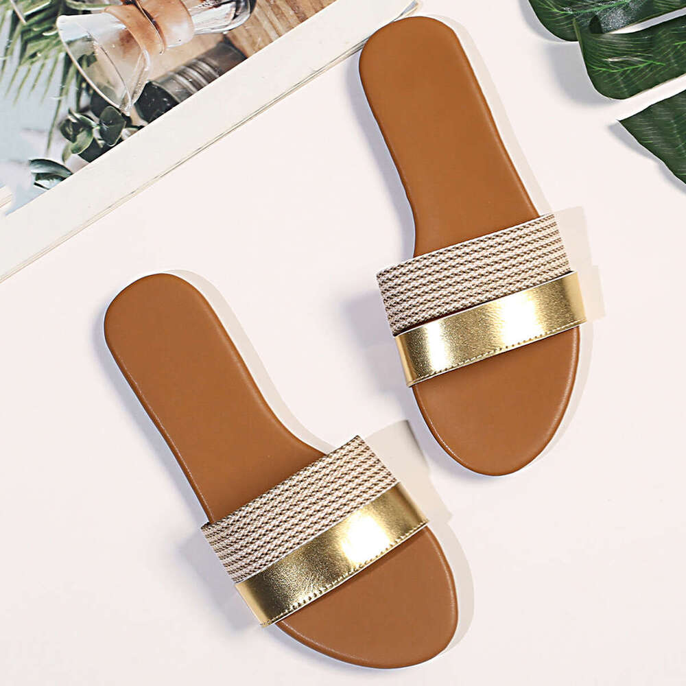 2025 New Style Brown Round Toe Women's Sandals Simple Fashion