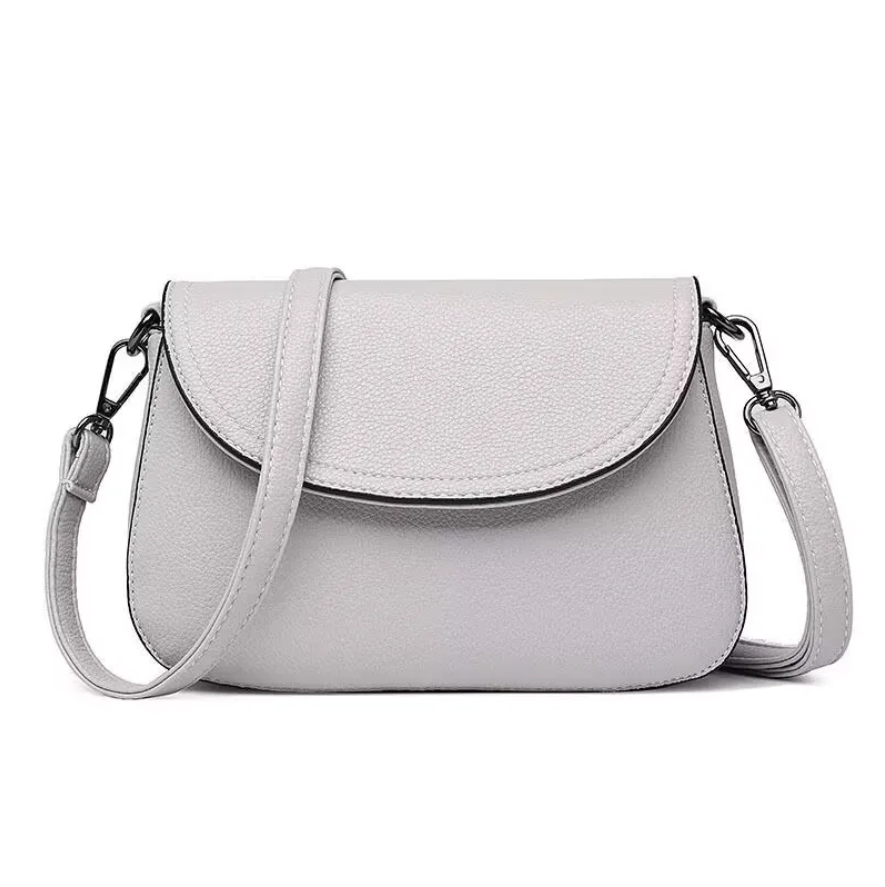 2024 Designer Famous Black Em Leather Woman Shoulder Bag Tassels Totes Women Handbags Lady Letter Messenger Female Evening Bags 10A aa