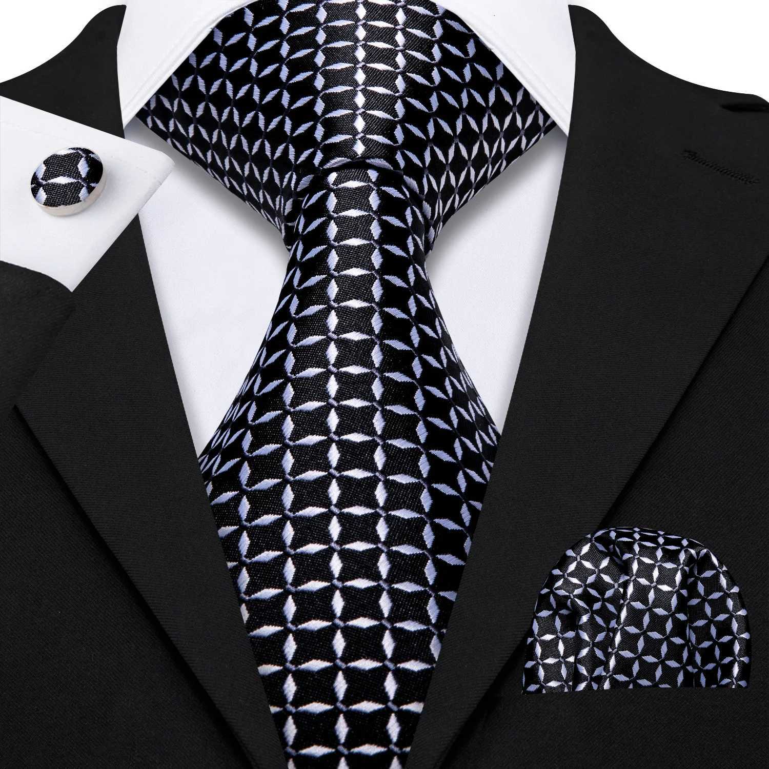 Men Tie Classic Black Plaid Necktie Casual Silk tie Jacquard Tie Handkerchief Cufflinks Set Wedding Party Business Barry .Wang H250820