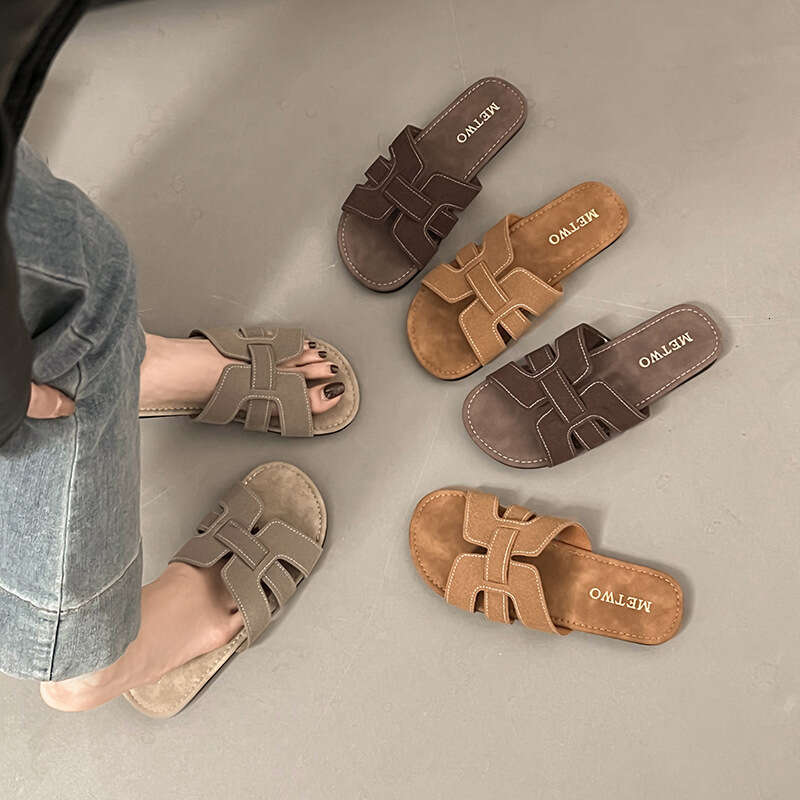 Chanel Style Mori Girl Fashion Sandals Women 2025 Spring New One-Strap Matte Leather Cross Strap Slippers Trend
