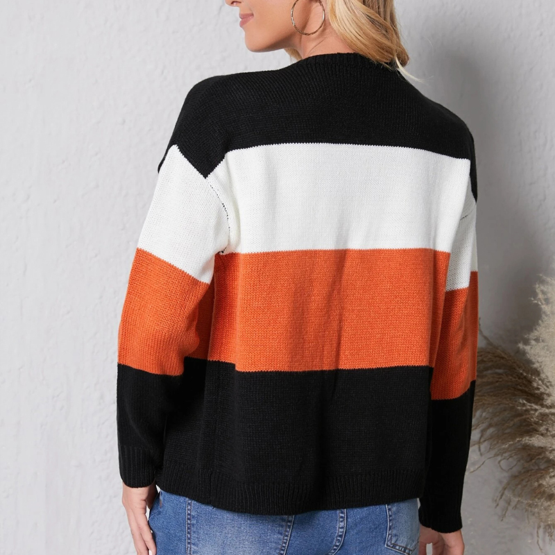 Fashionable Polyester Blend Tunic Cardigan with Elegant Two-Toned Design & Comfortable Looseness