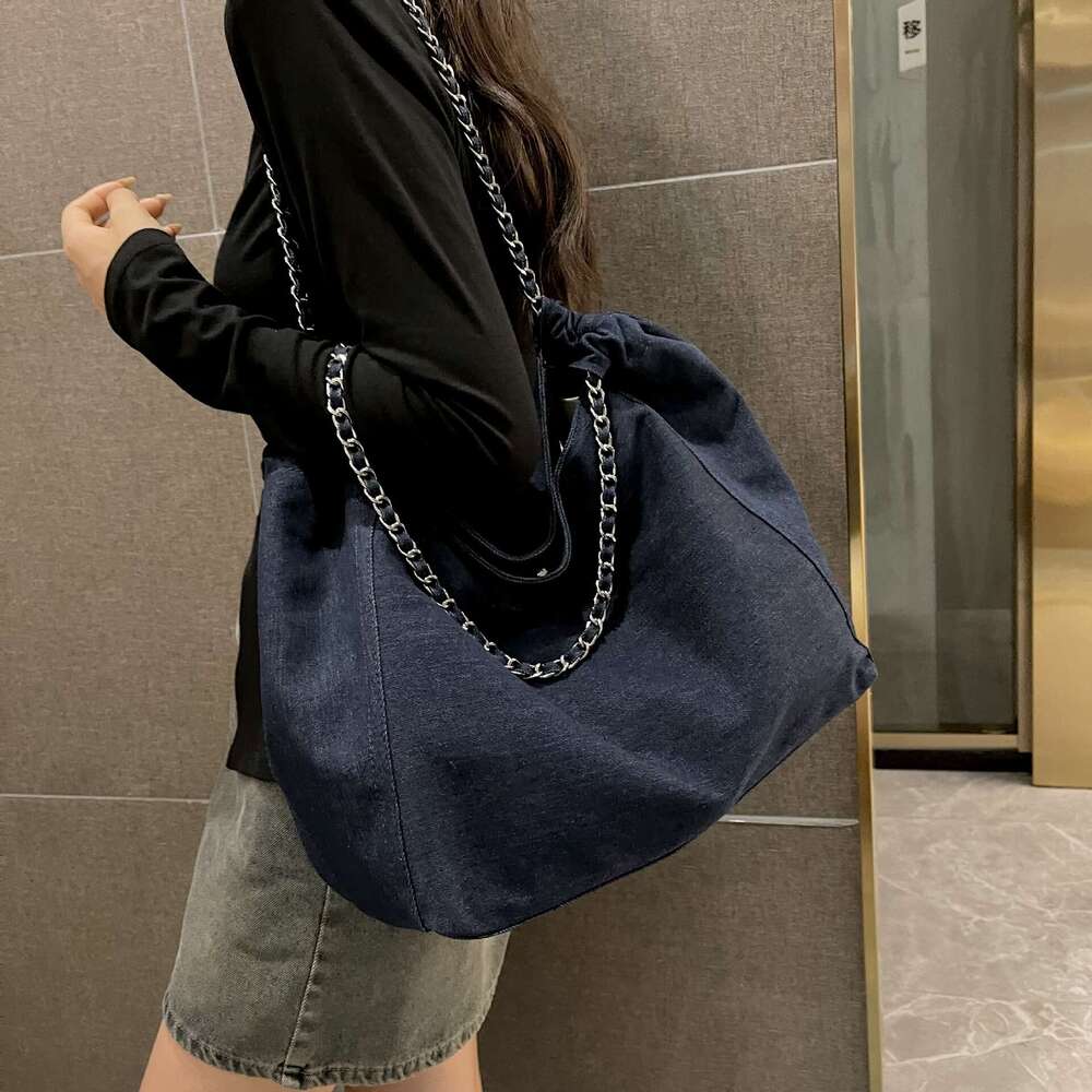 Denim for Women, Large Capacity, 2025 New Autumn Chain Shoulder Bag, Fabric Designer Bags with High-End Feel, Tote Bag