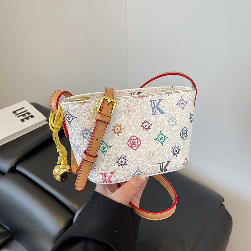 free shipping designer bags Hot selling classic letter printed fashionable womens handheld versatile single shoulder diagonal cross bag