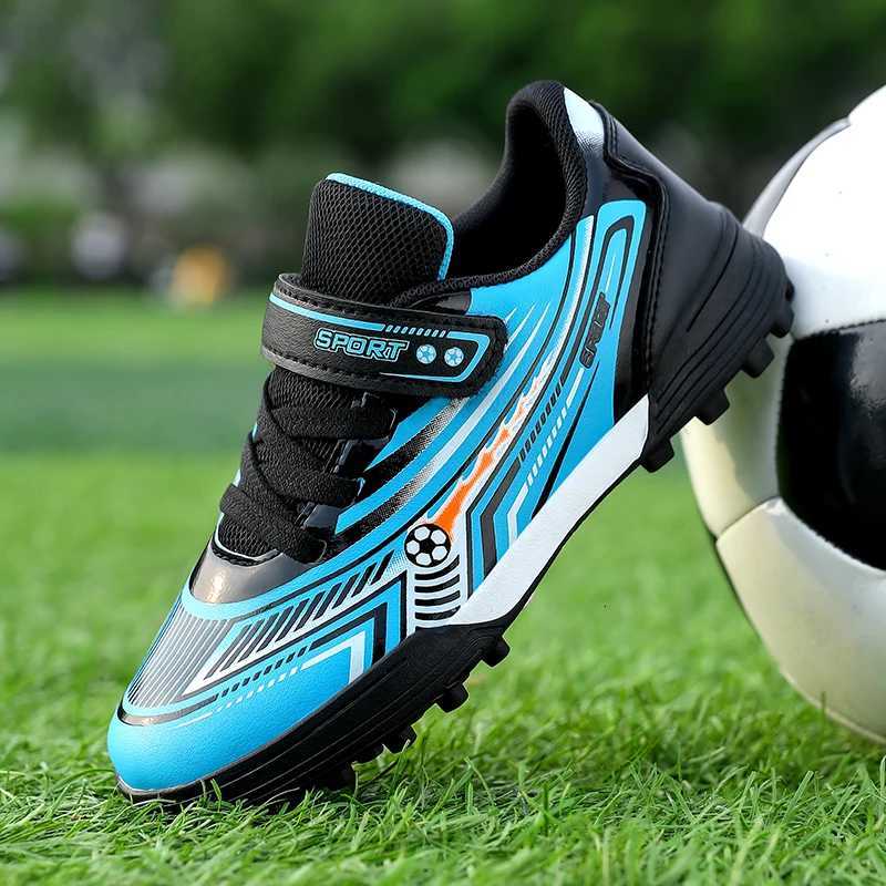 New Kid Boys TF Sneakers Professional Football Boots Non-Slip Soccer Shoes Ultralight Match Comfortable Sports Shoes Unisex W250821