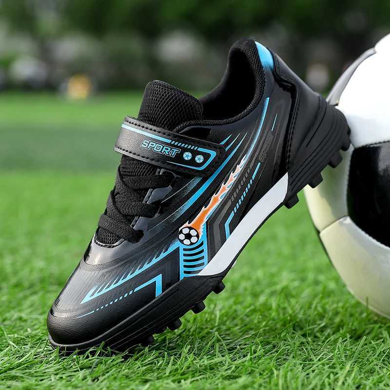 New Kid Boys TF Sneakers Professional Football Boots Non-Slip Soccer Shoes Ultralight Match Comfortable Sports Shoes Unisex W250821