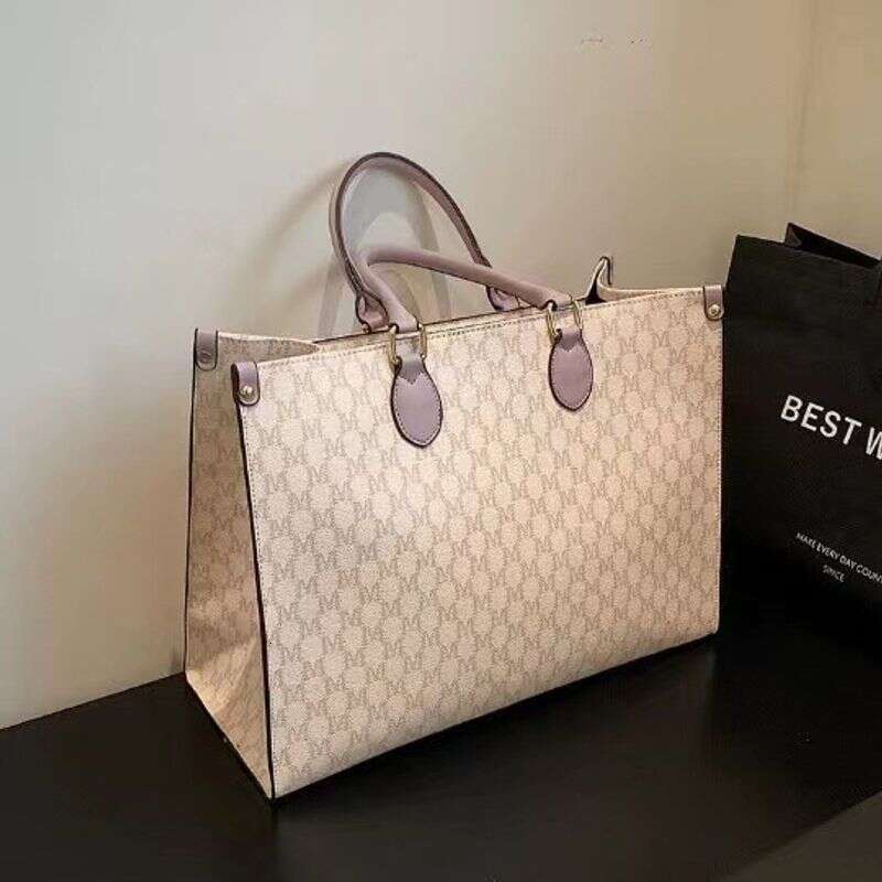 Stylish Atmosphere Large Capacity Single Shoulder Hand Handbag Commuter Women's Tote Bag