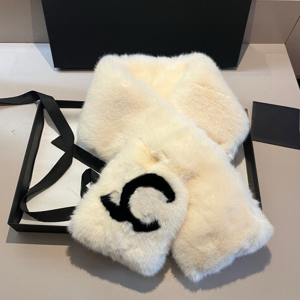 Scarves designer scarf Women Winter Warm Rabbit Fur Material Soft Comfortable Scarf Black sjaal Letter Classic Fashion Outdoor Trend Wear silk scarf designer