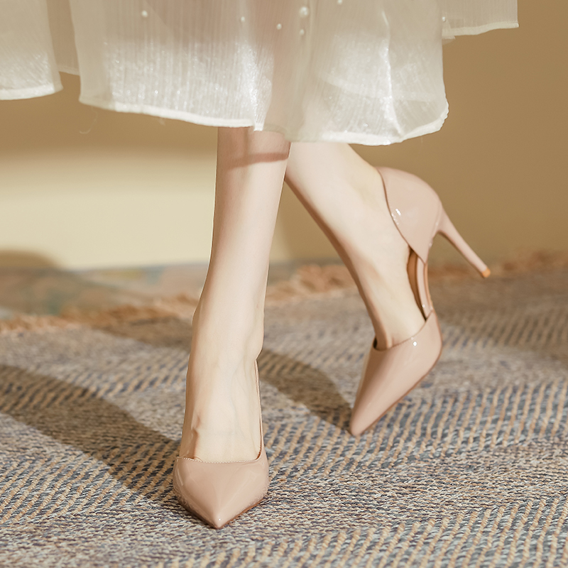 Stylish Nude Patent Leather Pointed Toe High Heels 2025 fashion Shoes Pink Color