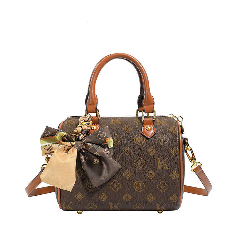 Vintage Shoulder Bags Handbag for Women 2025 New Pillow Boston Bag Versatile Crossbody Bag Letter Printed
