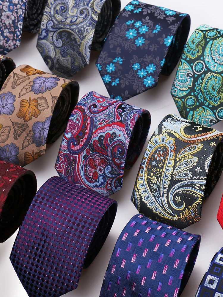 Business Tie For Men Luxury Fashion Necktie Navy Blue 4pcs Set Tie Clip Cufflinks Pocket Square Wedding Suit Accessories Gravata H250820