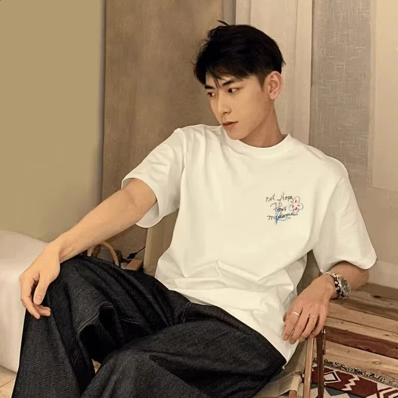 Not From Paris Madame T-shirt Men Women Cotton Tees Letter Printing Short Sleeve T-shirt Mens Clothing Y2k Tops 250821