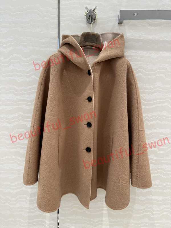 Designer Women's Cape mirror quality Wool Blends jacket for women loose Style womens coat Winter warm jacket One Size