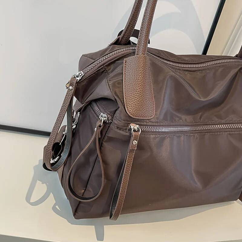 Autumn New Women s Crossbody Bag Retro Nylon Solid Color Women s Shoulder Bag Large Capacity Commuting Handbag Autumn New Simple Designer Bag Luggage 