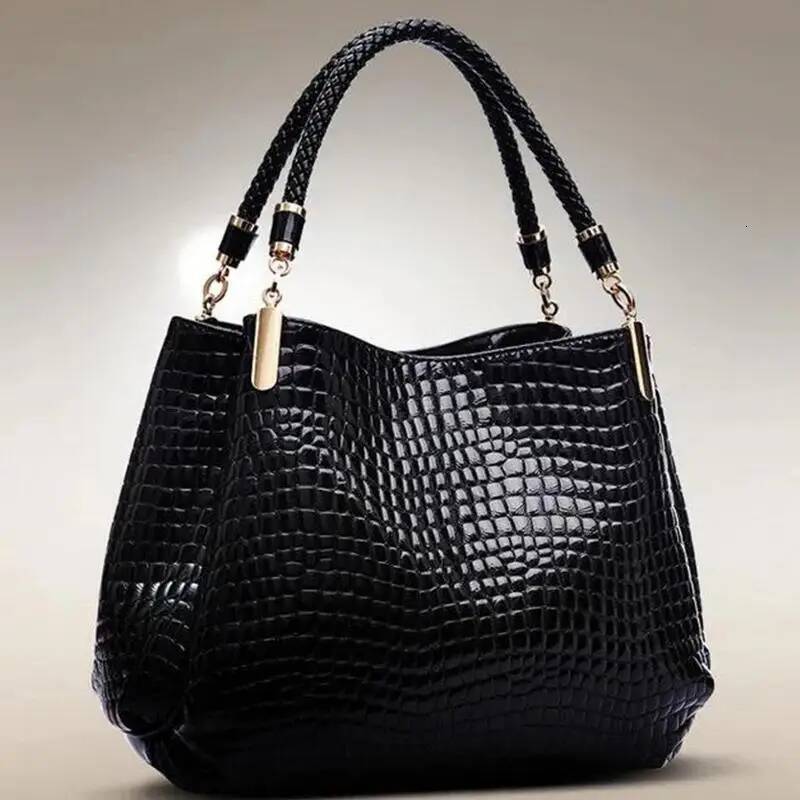 Autumn New Women s Crossbody Bag Women s Large Capacity Handbag Commuter Women s Shoulder Bag Crocodile Pattern Bright Face Handbag Autumn New Designe