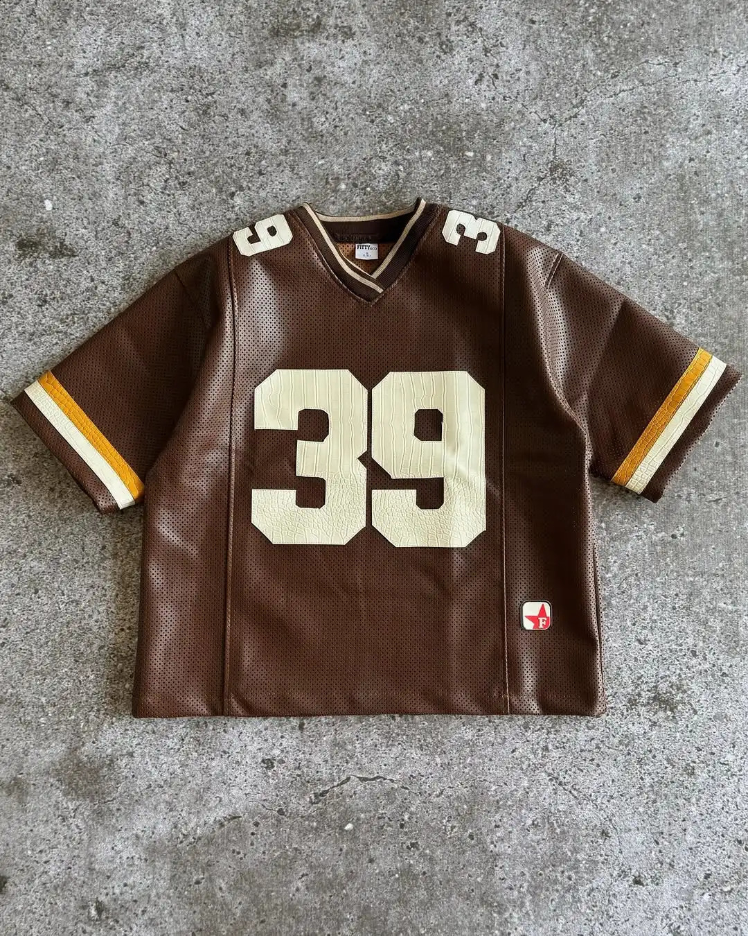 Y2K Streetwear Football Jersey Mens Womens Tshirt Brown Oversized Short Sleeve Shirt with Number 39 Tops 250821
