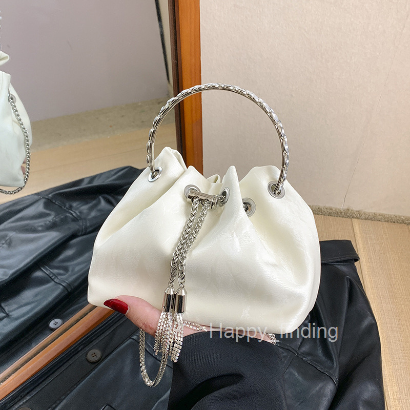 New Chain Solid Color Drawstring Bag Womens Fashion Trend Bucket Style PU Shoulder Crossbody Handbag