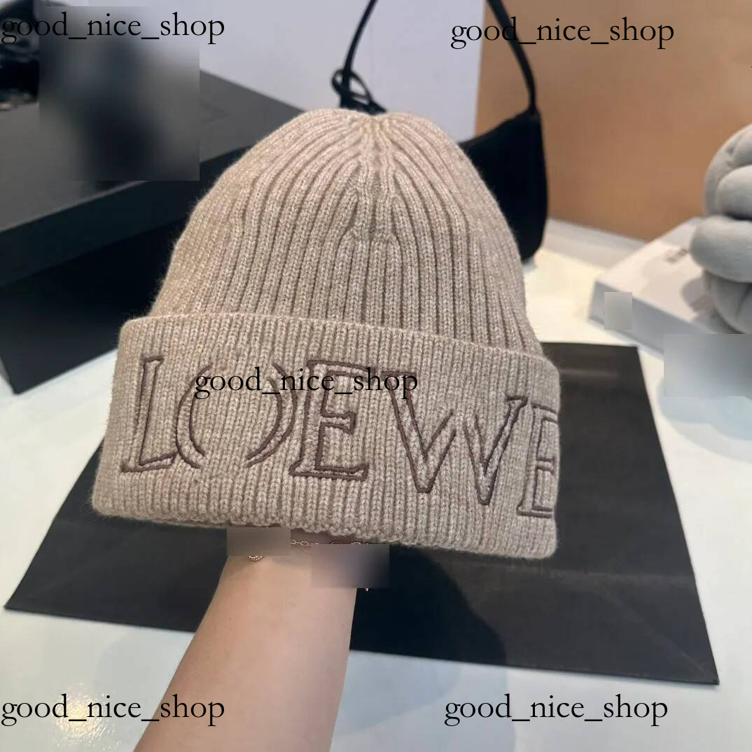 Loewetoplies Hat Luxury Beanie/Skull Caps For Women Classic Designer Letter Wool Knitted Men Liness 0Ft6 Lowely Loewetoplies Loewesunglasselies Loeweliness 539