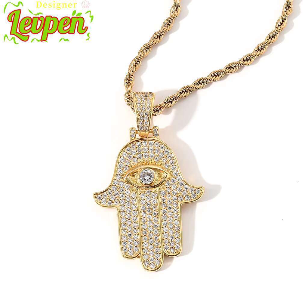 Designer LevpeHiphop Luxury Fine Jewelry 925 Sterling Silver Lab Diamond VVS Moissanite Pendant With GRA Certificate HAMSA Pendant Necklace OACOCANeck