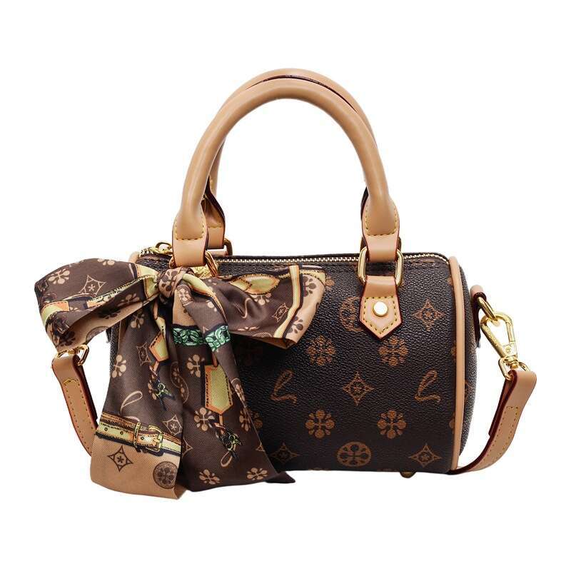 Designer bag 2025 new luxury tote bag crossbody bag shoulder bag fashionable and high quality versatile handbag versatile bag