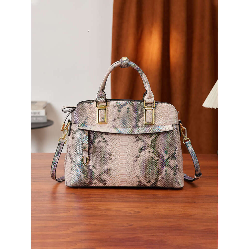 MKF Luxurys Designers Crossbody Bag Pochette Metis Women Handbag Messenger Bags Oxidizing Leather Elegant Shoulder Bags Purse Crossbody Bag