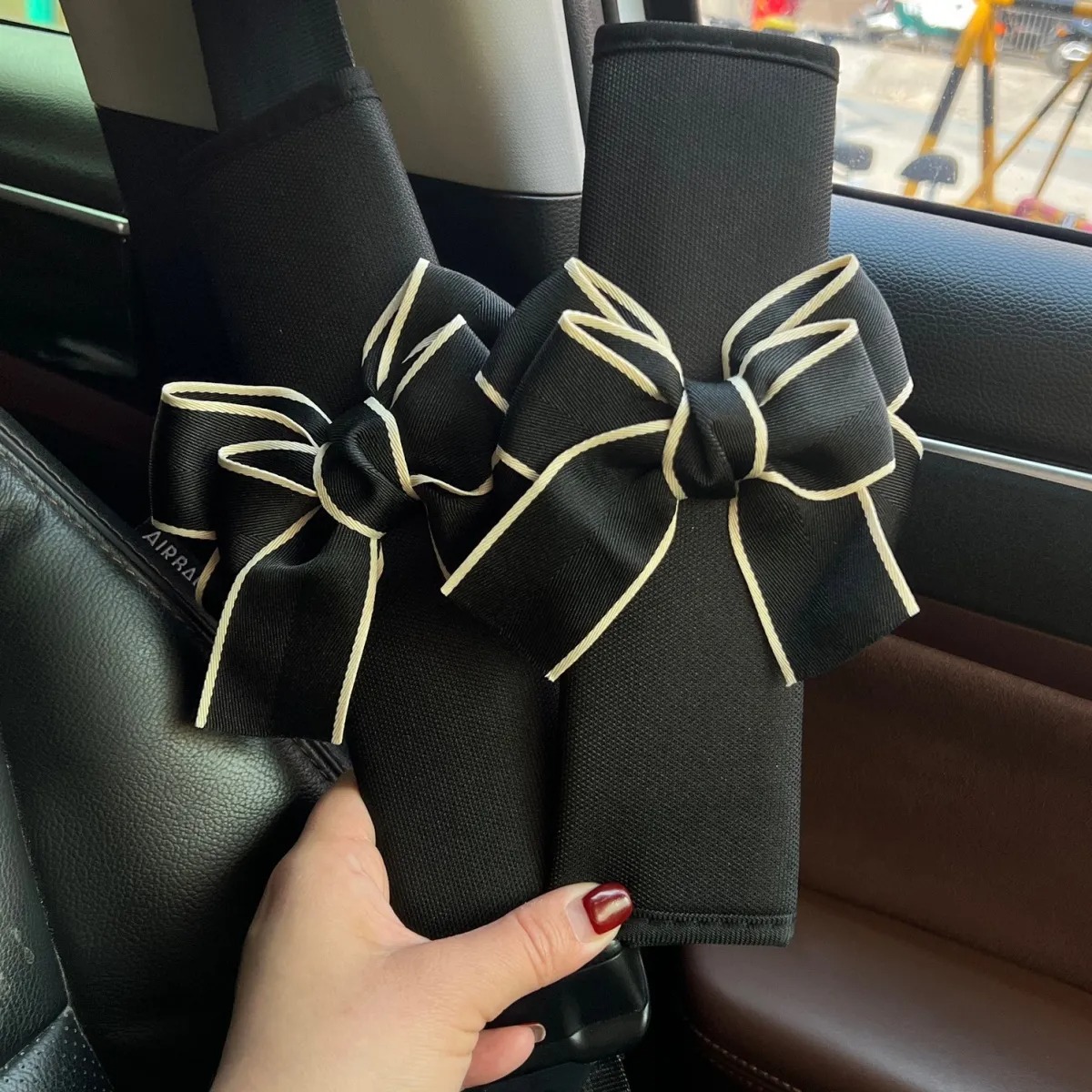 Luxury Designer Leather Car Seat Belt Shoulder Cover Cute Goddess Car Interior Decoration Seat Belt Protective Cover Four Seasons Universal Extension