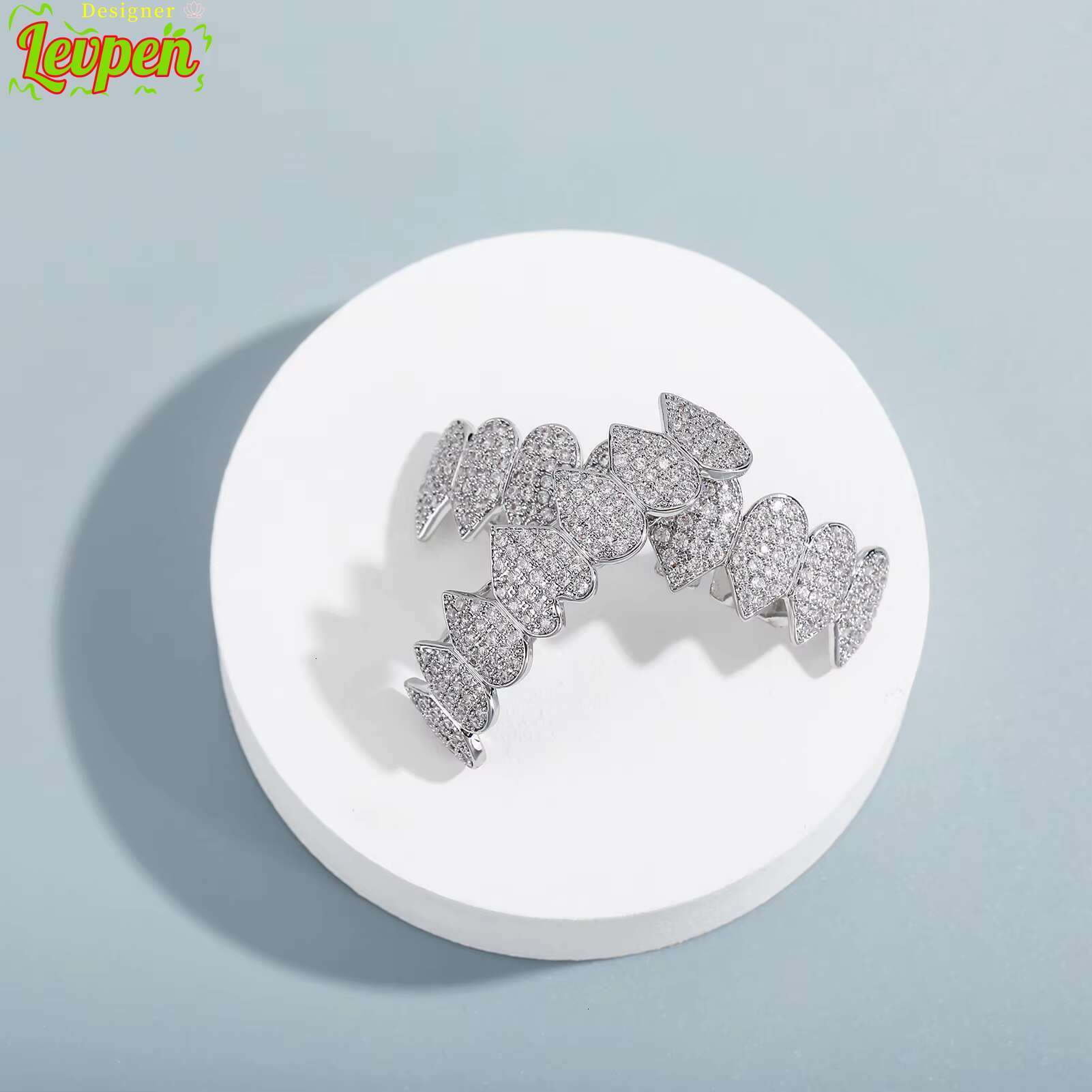 Heart Gold Plated Top Diamond Bottom Teeth Grillz Set Cubic Zirconia Punk Teeth Mouth GrillzOACOCA