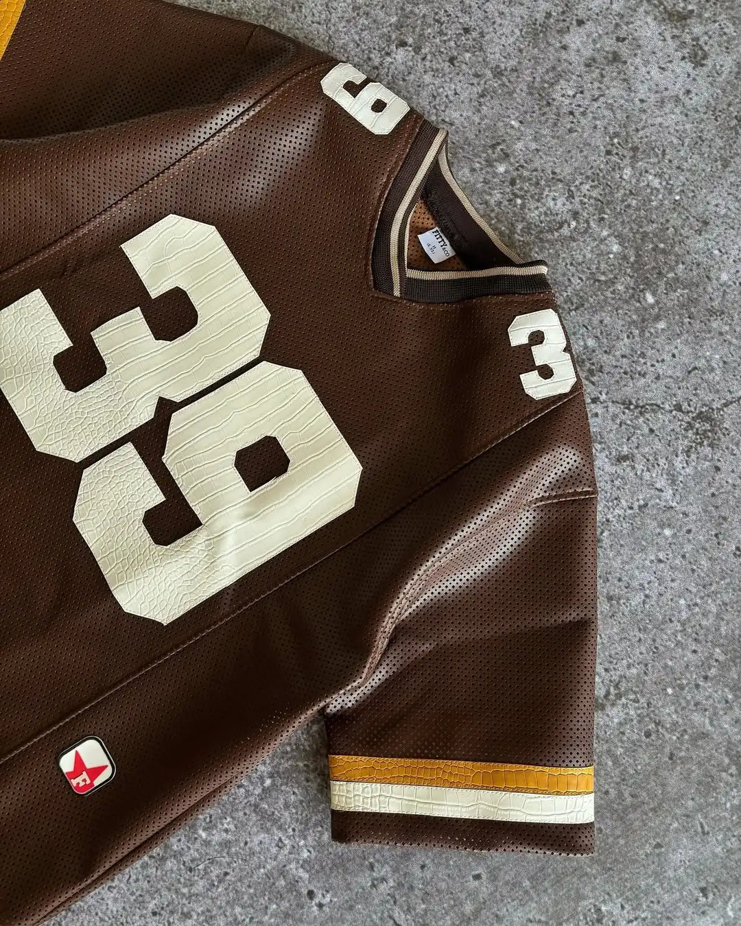 Y2K Streetwear Football Jersey Mens Womens Tshirt Brown Oversized Short Sleeve Shirt with Number 39 Tops 250821