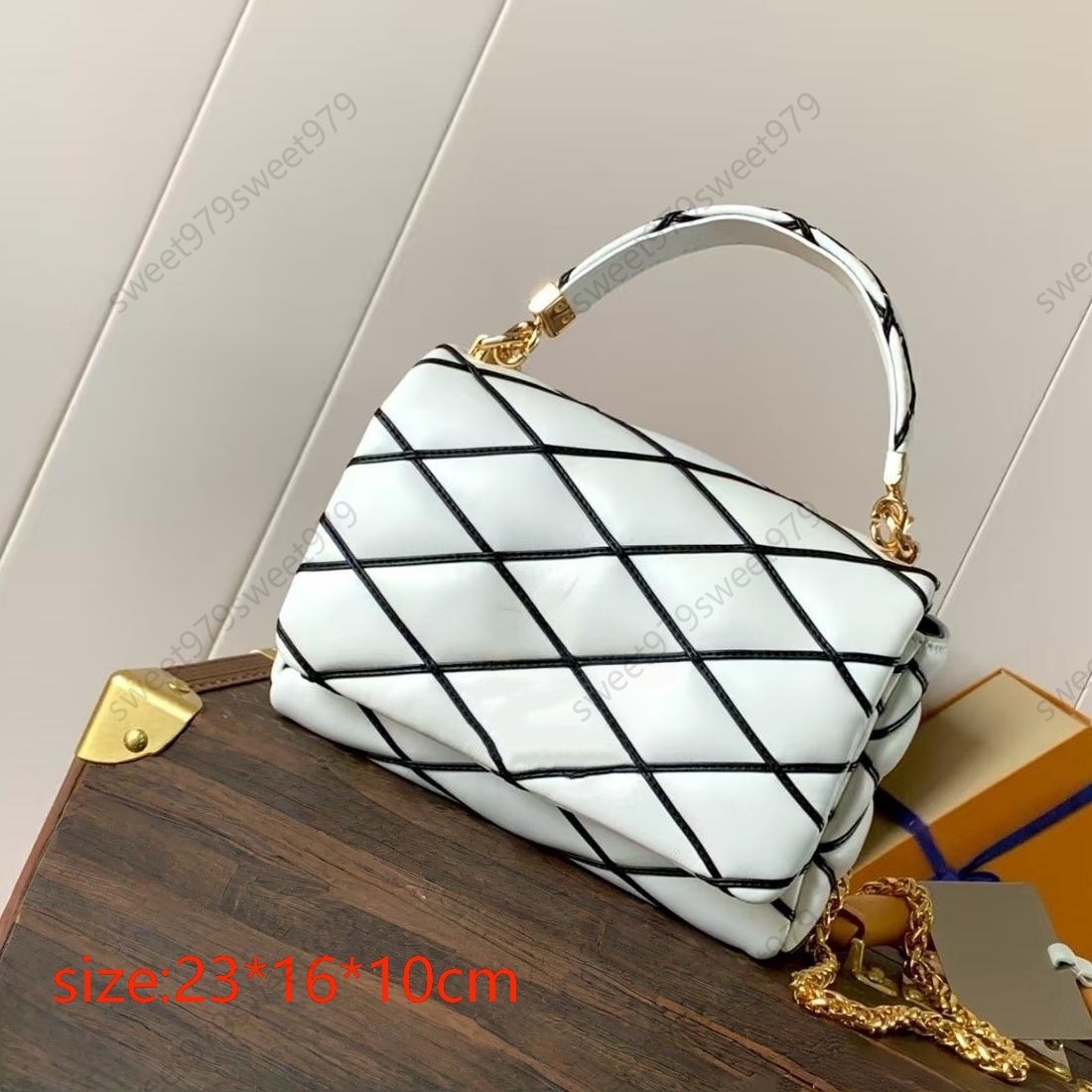 New designer bag chain bag shoulder high quality sheepskin production the feel is amazing fashion luxury elegant noble temperament chain crossbody bag evening bag