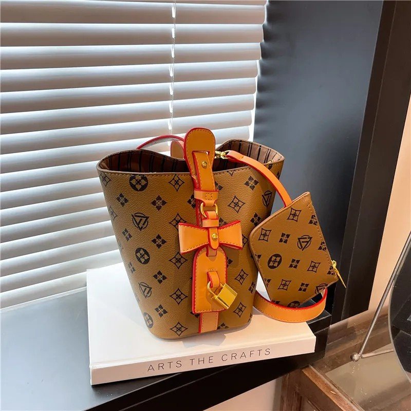 Designer Bags Luxury Bags Shoulder Handbags Ladies Handbags Tote Bags Capacity Crossbody Purse Designer 2025 New High Leather Shopping Bags High Quali