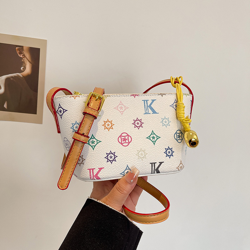 free shipping designer bags Hot selling classic letter printed fashionable womens handheld versatile single shoulder diagonal cross bag