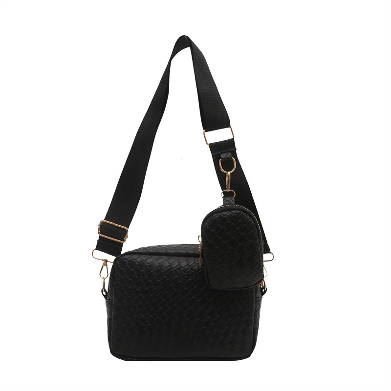 Luxury Bag Celebrity Free Delivery To Your Door Same Style Embossed Plaid Camera Bag Simple Style Solid Color Single Designer Bag Shoulder Crossbody W