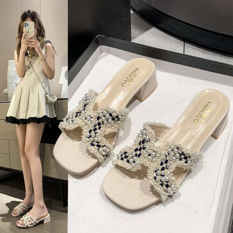 2025 Summer New Chanel-Inspired Women's Outdoor Thick Heel Mid-Heel 4cm Slide Fairy Style Cool Sandals Versatile