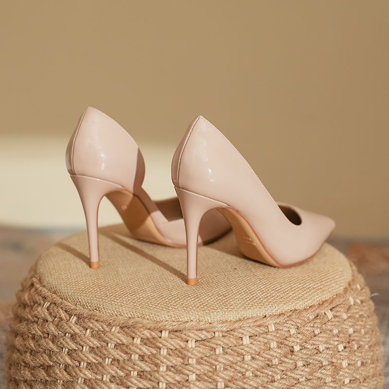 Stylish Nude Patent Leather Pointed Toe High Heels 2025 fashion Shoes Pink Color