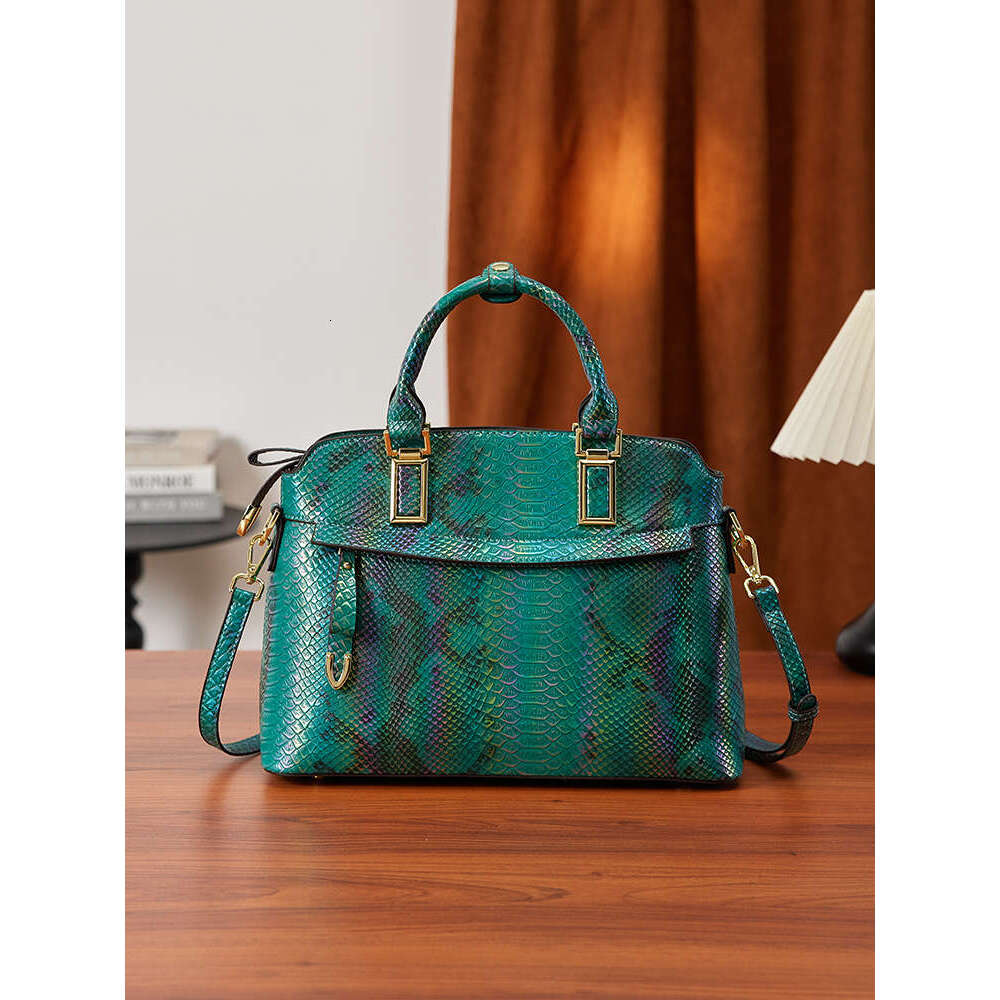 MKF Luxurys Designers Crossbody Bag Pochette Metis Women Handbag Messenger Bags Oxidizing Leather Elegant Shoulder Bags Purse Crossbody Bag